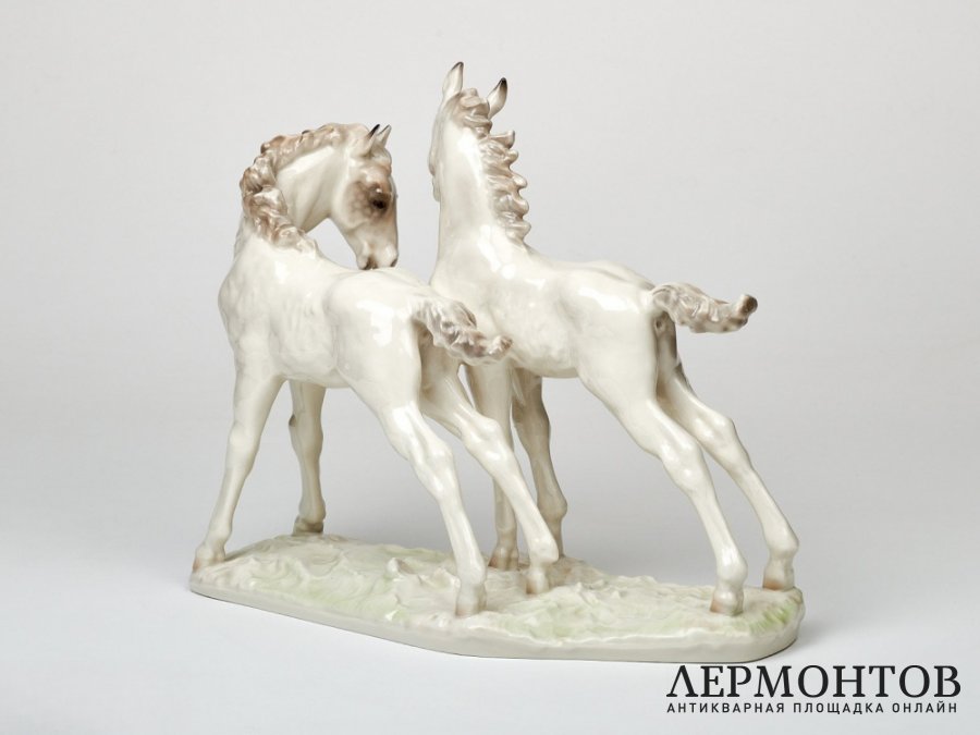 Статуэтка «Жеребята». Фарфор, Lorenz Hutschenreuther, Германия, 1970–1985 годы