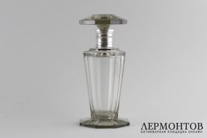 Графин гранeный в стиле art deco. Стекло, литье, серебро 800. Богемия, 1930-е годы.