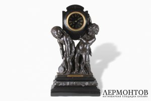Каминные часы с путти. Les debardeurs. Edmond Lefever. Бронза. Франция, 1880 год.