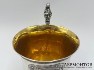 Кружка с сюжетами. Россия, Карл Петер Арманн, нач. 19 века. Серебро 84 пробы.