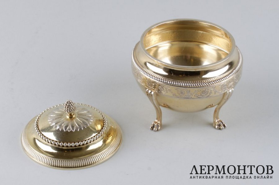 Конфетница с крышкой в стиле ампир. Aucoc. Серебро 950, золочение. Франция, XIX в.