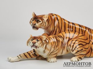 Статуэтка «Тигры». Фарфор, Royal Dux, Чехословакия, середина XX века