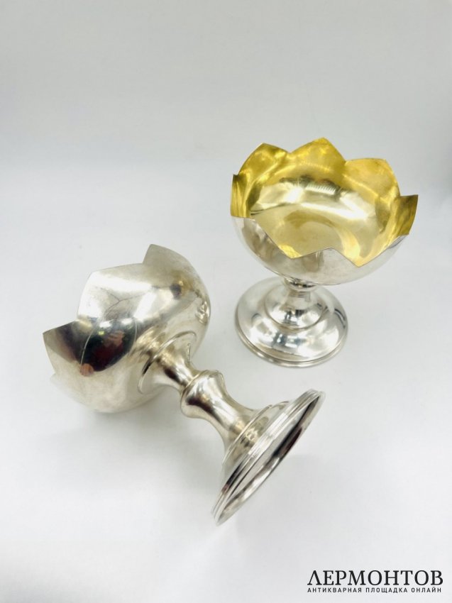 Парные креманки «Кувшинки». Серебро 84 пробы, Россия, 1899–1908 годы