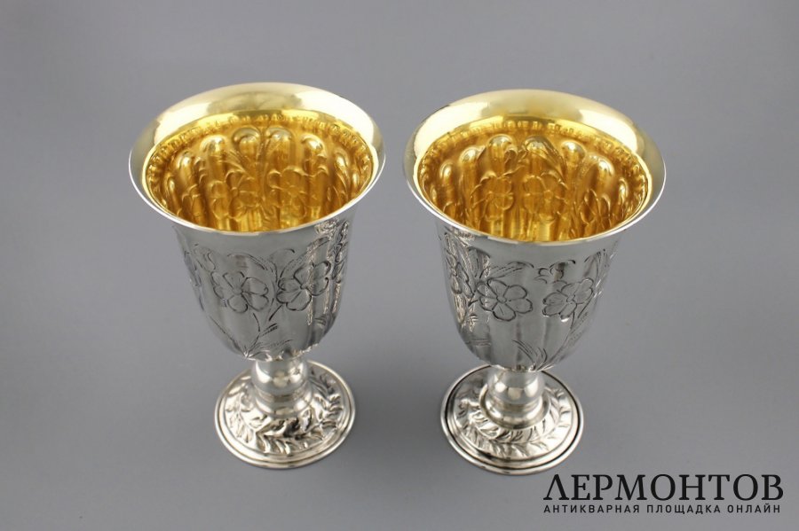 Парные бокалы. Серебро 800. Европа.