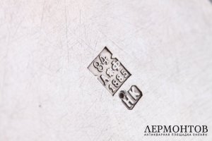Чайно-кофейный сервиз из трех предметов. Серебро 84 пробы. Россия