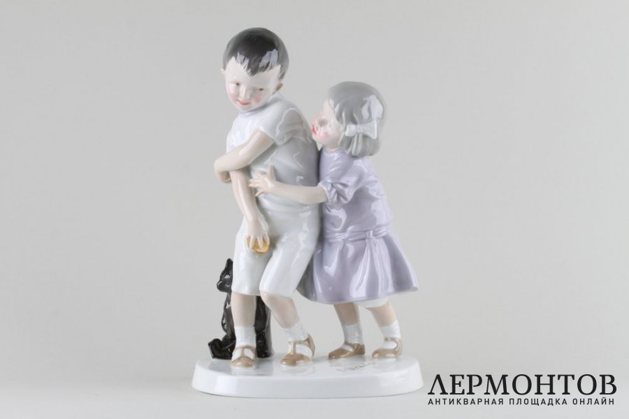 Статуэтка Дети. Фабрика Fraureuth, Германия, модельер E. Brodel, 1919-1926 гг.