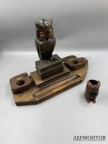 Письменный прибор с фигурами сов в абрамцевском стиле. Дерево, резьба, Россия, 1-я треть 20 века