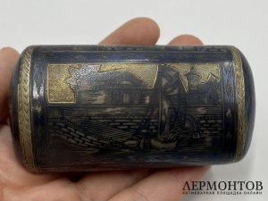 Табакерка Медный всадник. Санкт-Петербург, 1820-е гг. Серебро 84 пробы, чернь.