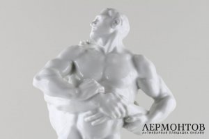 Статуэтка Борцы. Фарфор.  Фабрика Herend, Венгрия, подпись Farkas B., 1940-е гг.