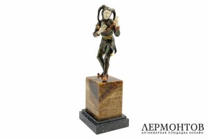 Скульптура Шут с картами - фокусник в стиле Ар Деко. Западная Европа, 1920-1930-е гг.