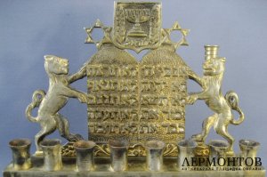 Девятисвечник. Бронза, патинирование. Европа, XIX век.