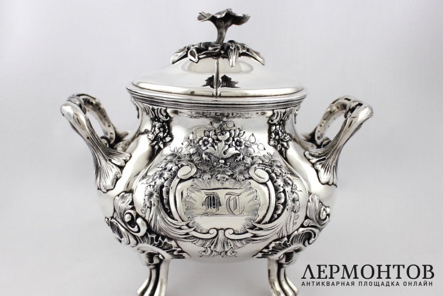 Сахарница Debain et Flament. Серебро 950 пробы. Франция, XIX в.