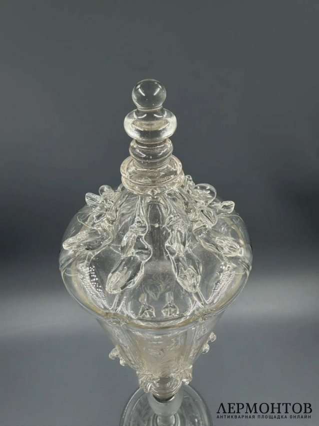 Кубок с крышкой «Цветы». Хрусталь, гутная пластика, Европа, 1860–1880 годы