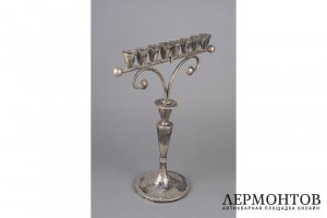Ханукия ханукальная менора. Австрия, Вена, 1 пол. 20 в. Серебро 800 пробы.