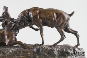 Скульптура. Схватка оленей.  Thomas Franсois Cartier. Бронза, золочение. Франция