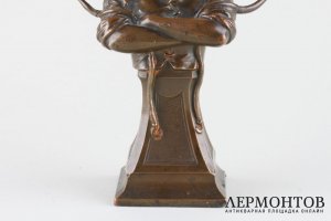 Бюст юноши с коромыслом. Бронза. Западная Европа, конец XIX-начало ХХ века.