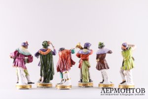 Серия статуэток Орекстр в стиле фарфора Каподимонте. Роспись. Германия, 1950-70е