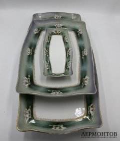 Блюда Кувшинка в ст. Модерн 3 шт. Россия, М. Кузнецов, 1900-е гг. Фарфор, роспись.