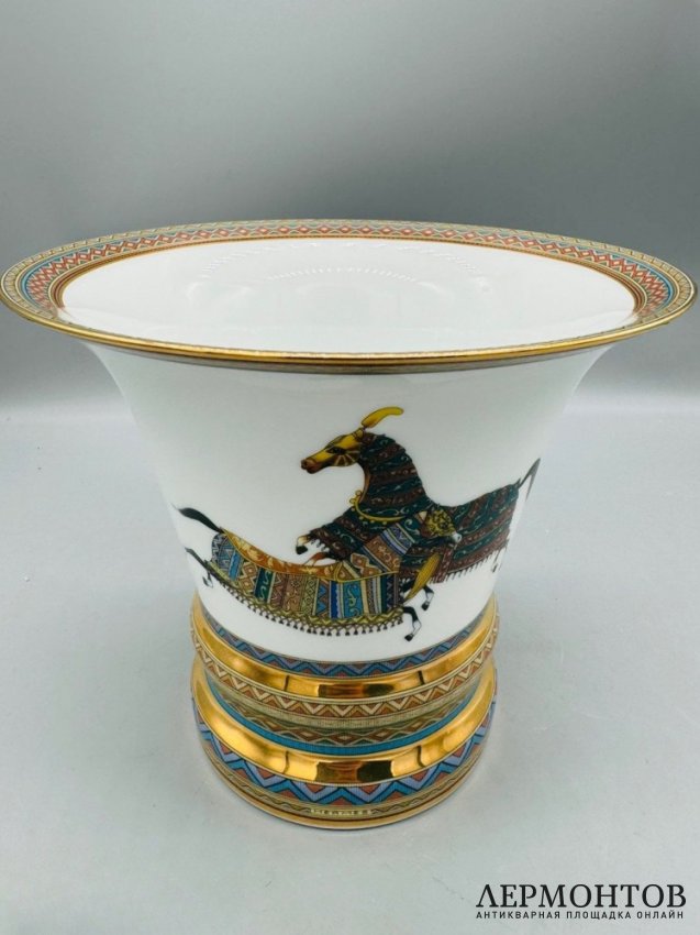Ваза «Cheval d'Orient». Фарфор, Hermès, Франция