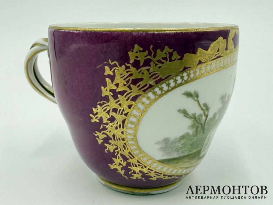 Чашка с галантной сценой. Meissen, 18 век. Фарфор, роспись.