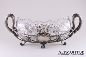Ваза. Фирма К. Фаберже. Серебро 84 пробы, хрусталь. Россия, нач. 20 в.