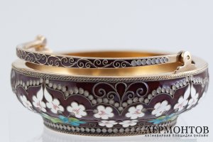 Конфетница. Россия, Санкт-Петербург, завод Русское самоцветы, 1998 г. Серебро 925 пр.