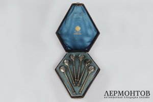 Комплект чайных ложек с чернью. Серебро 84 пробы. Российская Империя, XIX век.