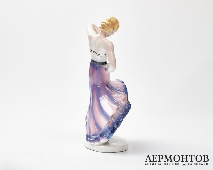 Статуэтка «Танцовщица». Фаянс, Sitzendorf, Германия, 1930-е годы