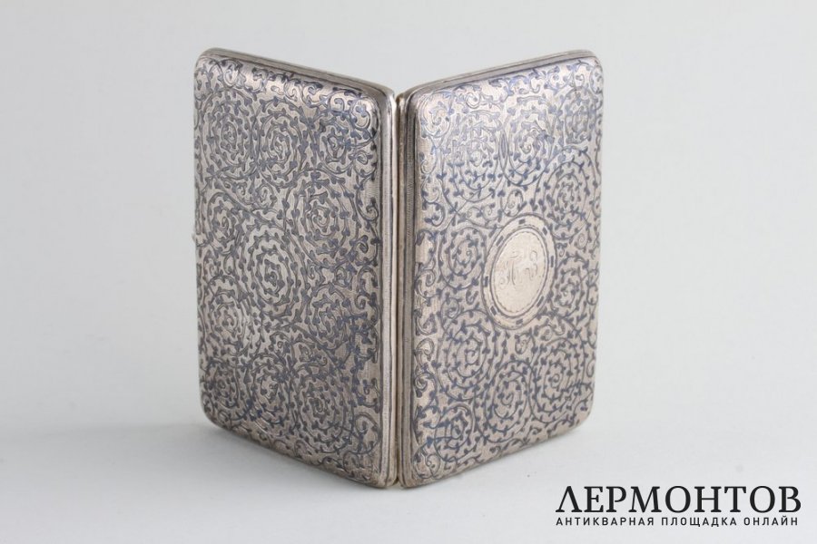 Портсигар. Серебро 84 пробы, чернь. Российская империя, Москва, 1899-1908.