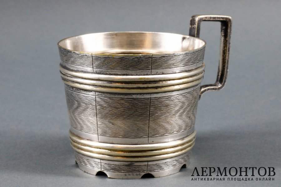 Подстаканник Кадка. Серебрение. Российская империя, Братья Бух, 1865-1872.