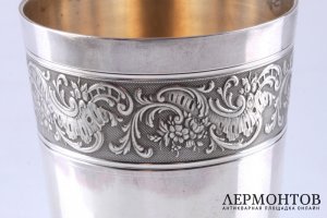 Стакан с узором рококо. Серебро 950 пробы. Франция