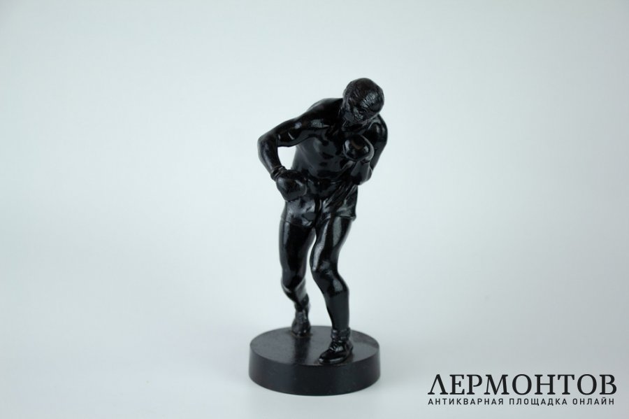 Скульптура Боксер. Россия, завод Касли, 1958 г.