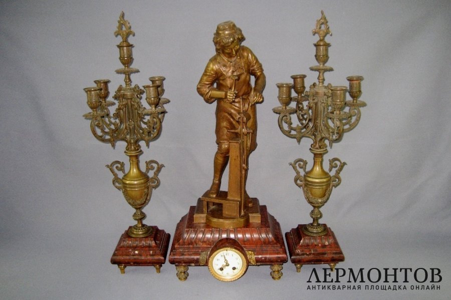 Каминный гарнитур Оружейный мастер. A. Espie. Бронза. Франция, XIX век.