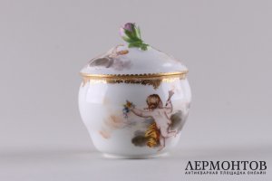 Шкатулка с изображениями играющих херувимов. Германия, Мейсенская мануфактура, 1760-е