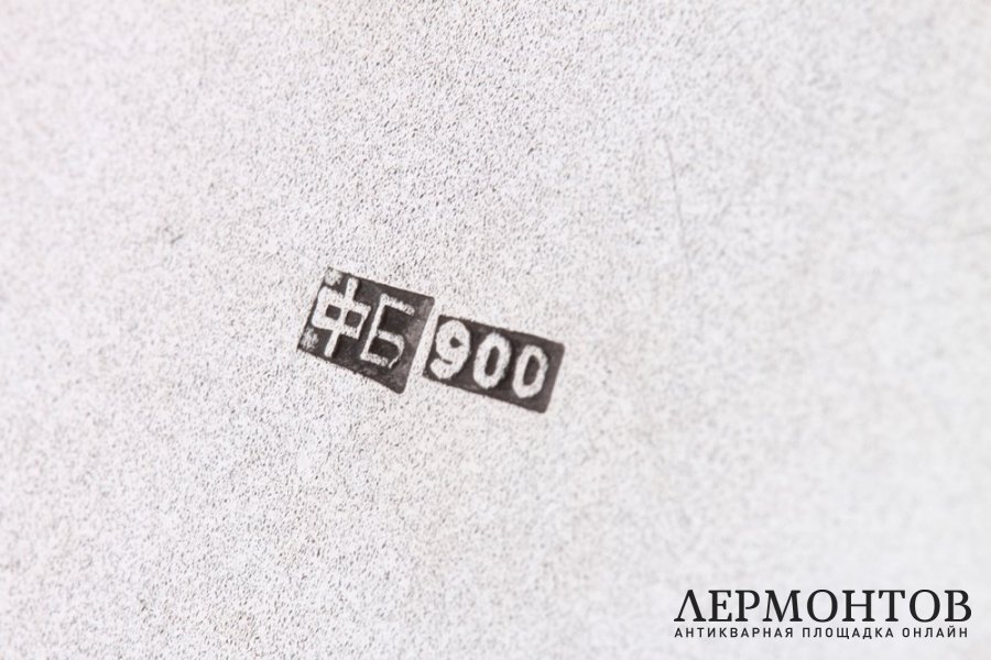 Три стаканчика в стиле модерн. Серебро 900. Харбин, начало 20 века.