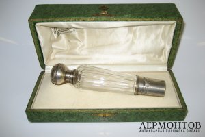 Флакон для духов. Серебро 950, стекло. Франция, XIX век. 