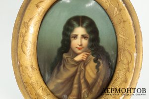 Портрет Юной девушки. Западная Европа, конец 19 века. Фарфор, живопись.