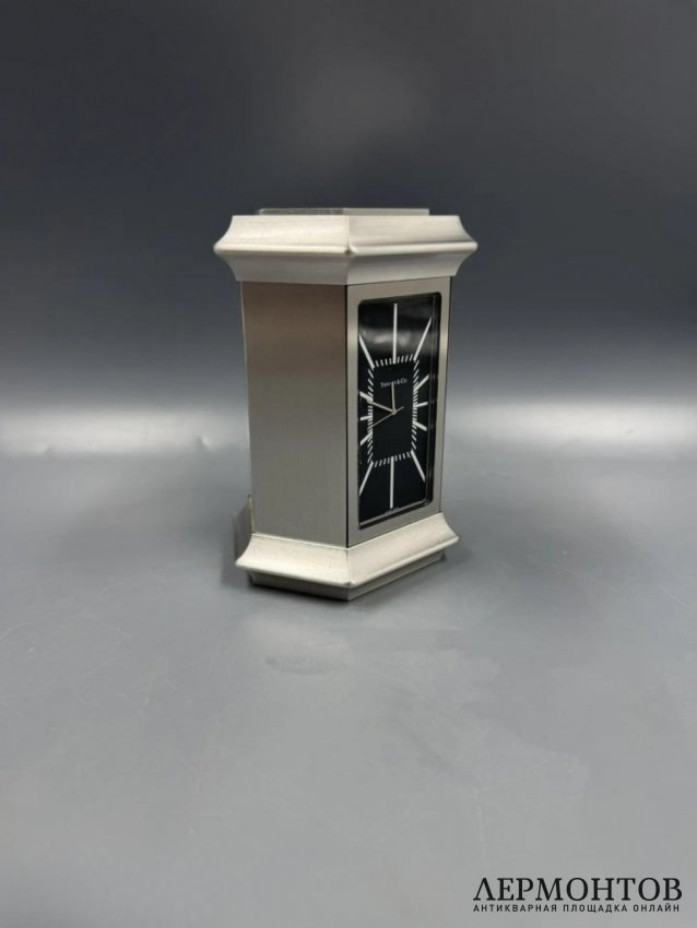 Настольные поворотные часы «Lantern Clock». Латунь, Tiffany & Co., Швейцария