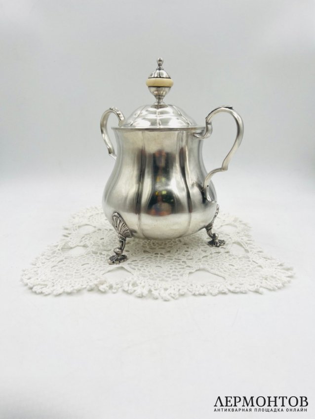 Сахарница на ножках. Серебро 84 пробы, Россия, 1886 год