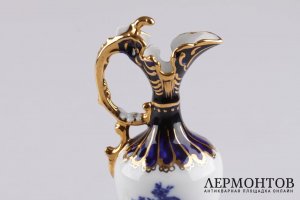 Статуэтка. Амфора с одной ручкой. Фарфор, роспись. Royal Dux Bohemia, XX век.