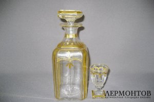 Кабинетный бар. Красное дерево, бронза, стекло, золочение. Европа, XIX век 