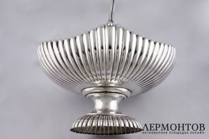 Ваза-сухарница в классическом стиле. Серебро 800. Германия, XIX век.