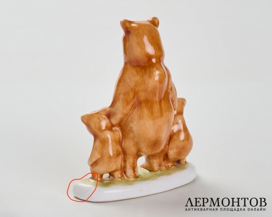 Статуэтка «Медведица с медвежатами». Керамика, Bodrogkeresztúr, Венгрия, 1960–1970-е годы