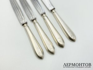 Ножи десертные. Зап. Европа, нач. 20 в. Серебро 800 пробы.
