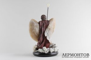 Скульптура Архангел Михаил. Камнерезная композиция. Современная работа.