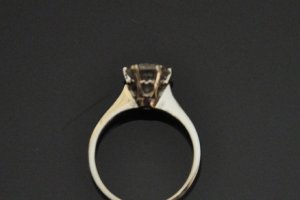 Кольцо с бриллиантом 1.84 kарата. Золото 585 пробы.