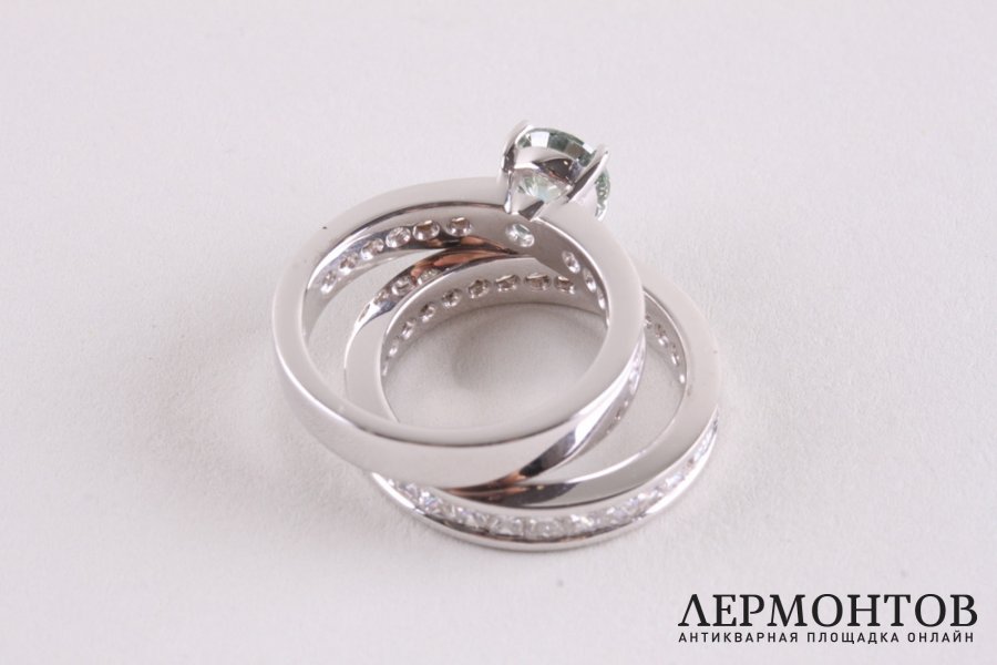 Помолвочный комплект из двух колец. Белое золото, бриллианты 3,235 ct. Бренд Melekkis