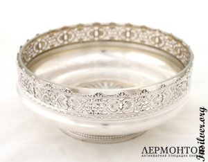 Ваза ажурная с хрустальной вставкой. Ravinet et Denfert. Серебро 950. Франция