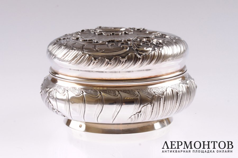 Конфетница с крышкой V.Boivin. Серебро 950. Франция