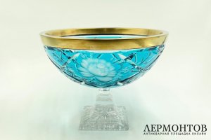 Ваза для фруктов из цветного хрусталя. Германия,  Armstadt, современный предмет.